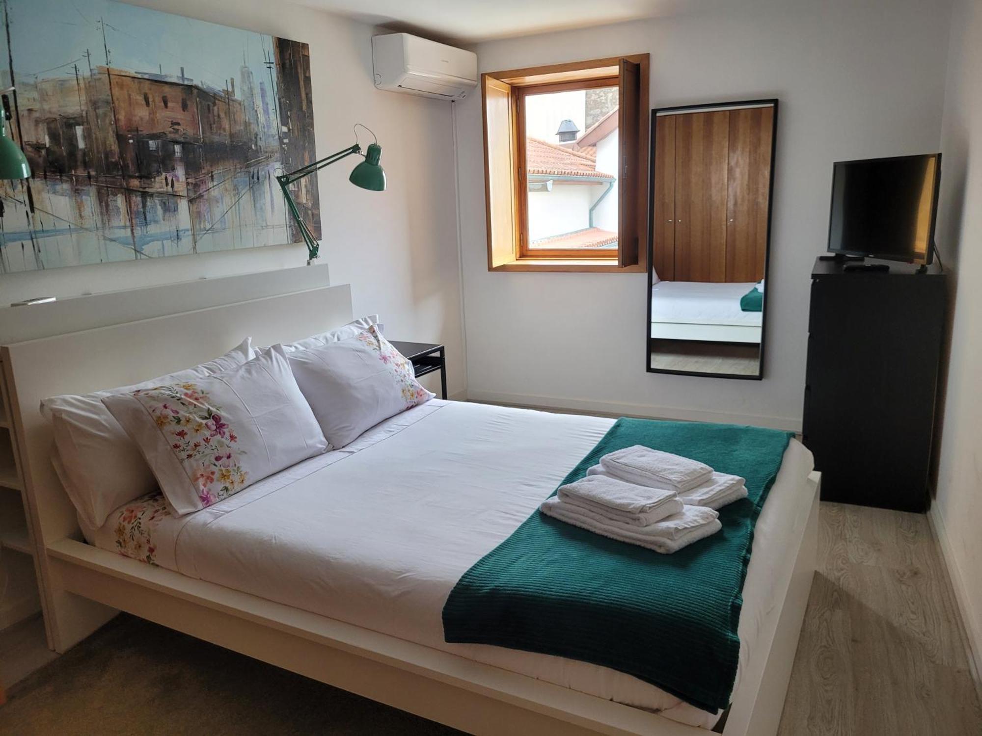Apartamento Familiar Na Se De Braga - Afonso Henriques Luaran gambar